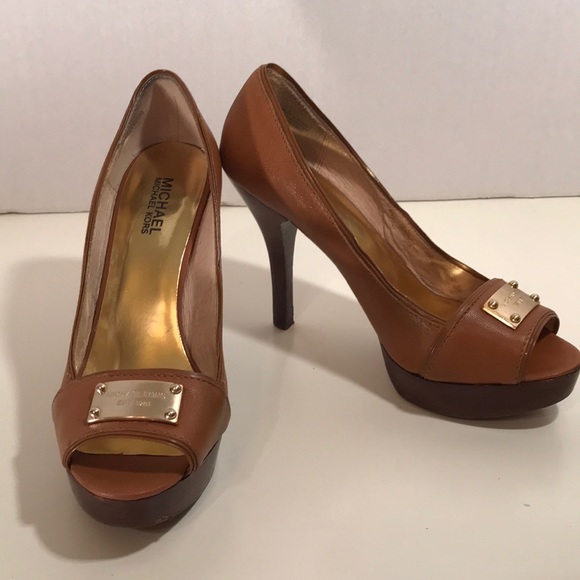 MICHAEL Michael Kors | Shoes | Michael Kors Cognac Heels With Gold Mk Logo Size 8 | Poshmark